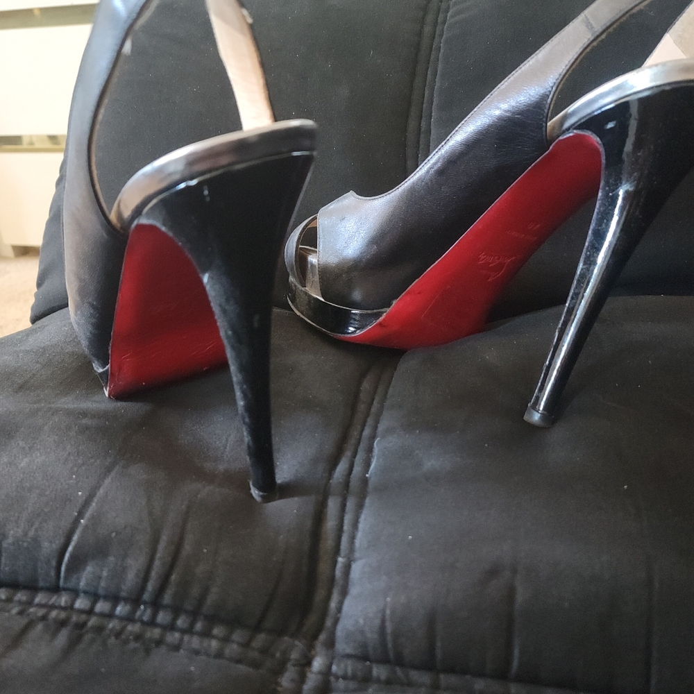 Athuntic Christian Louboutin shoes - Picture 7 of 7